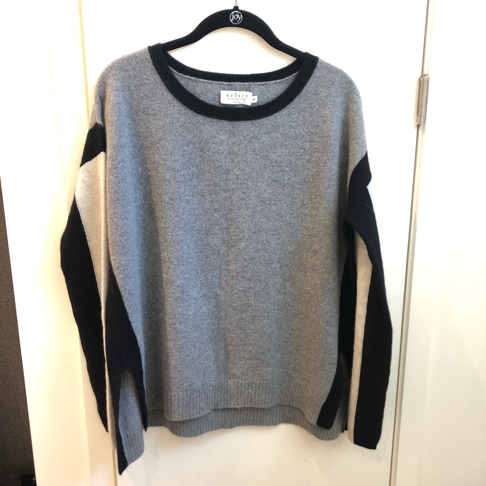 Velvet cashmere sweater